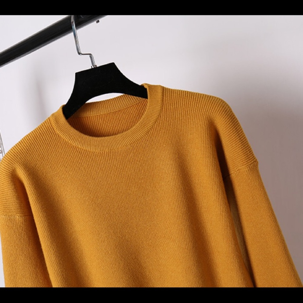 Round Neck Sweater - Picture 7 of 8